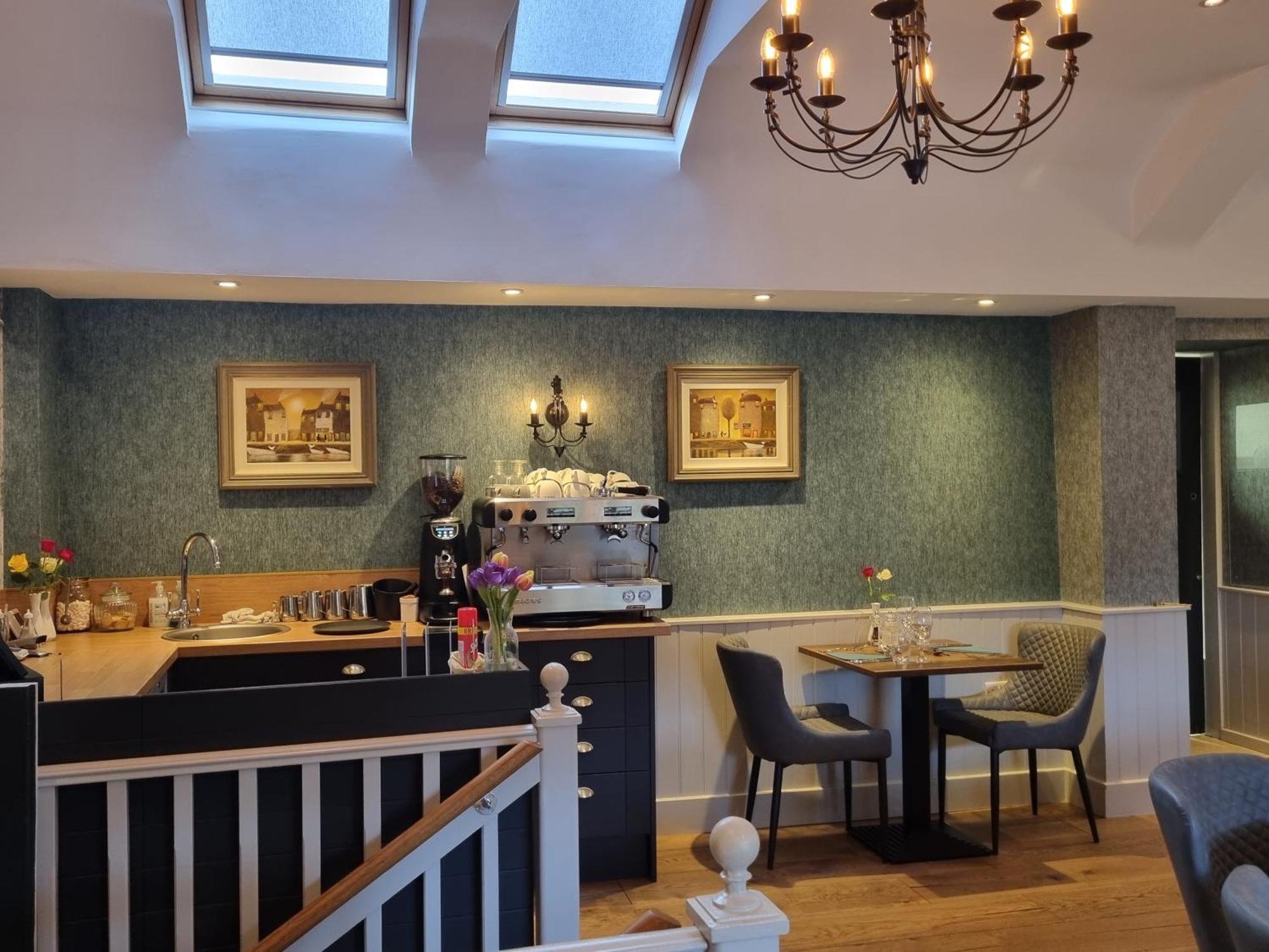 White Horse Inn&Restaurant Stoke Albany Extérieur photo